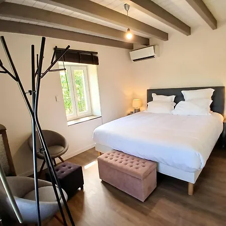 Spacieuse à Avec Piscine Privée *